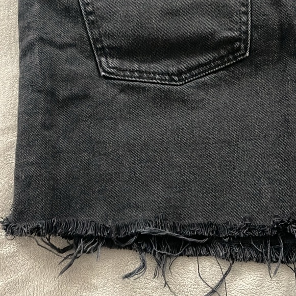 Old Navy Extra High Rise Black Jean Short size 16 - Picture 6 of 7